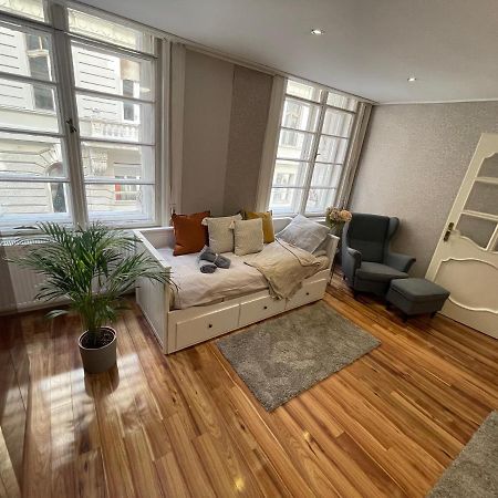 Vintage Home In The Heart Of The City Budapest Exterior foto